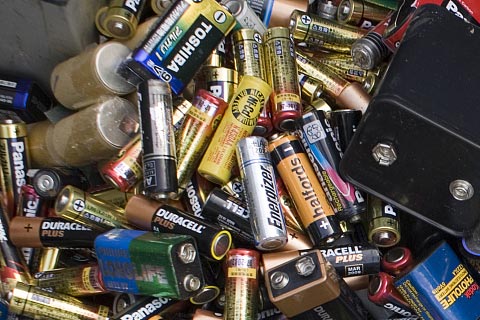哪里回收旧电池附近_锂电池nmp回收_废旧镉镍电池回收